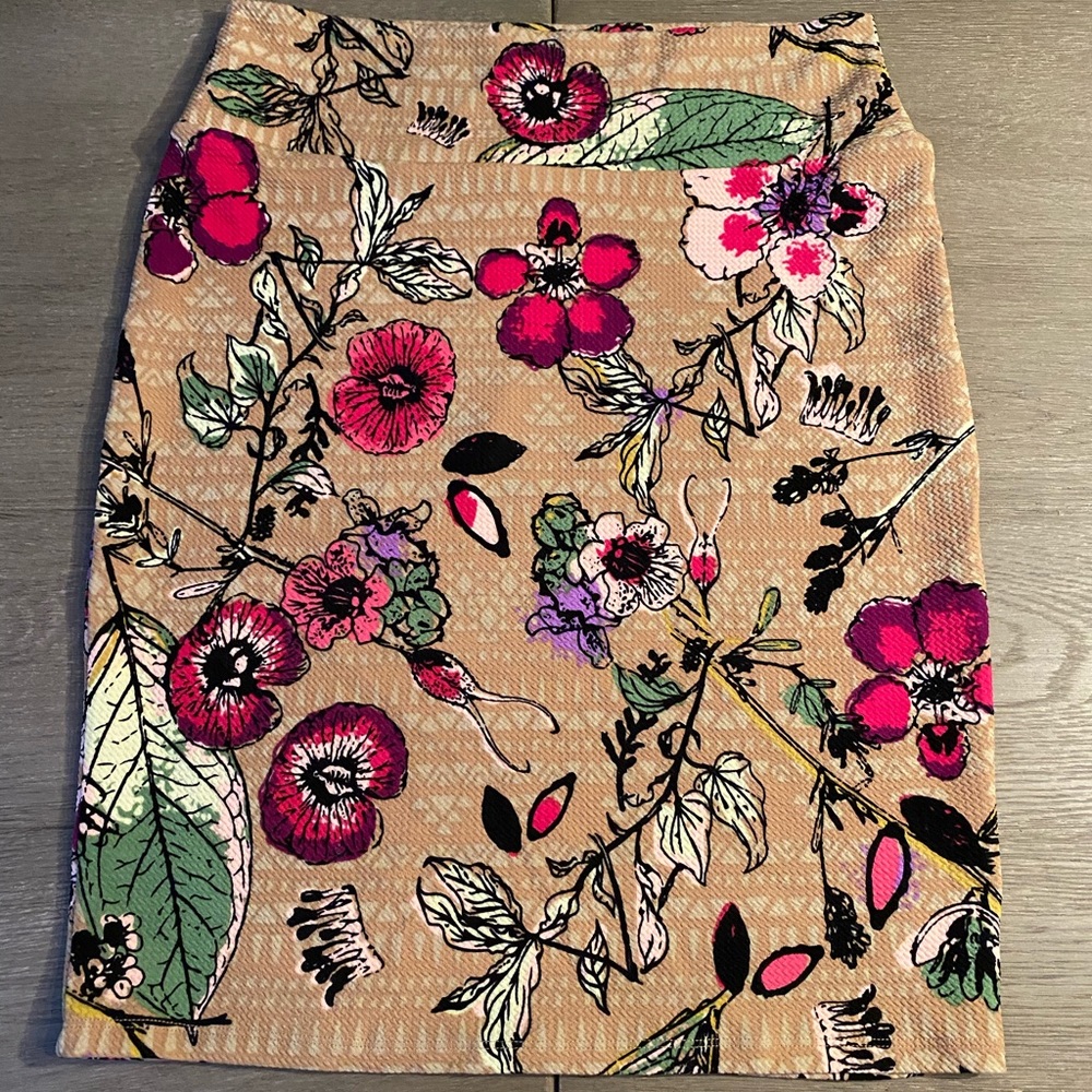 LuLaRoe Cassie Pencil Skirt